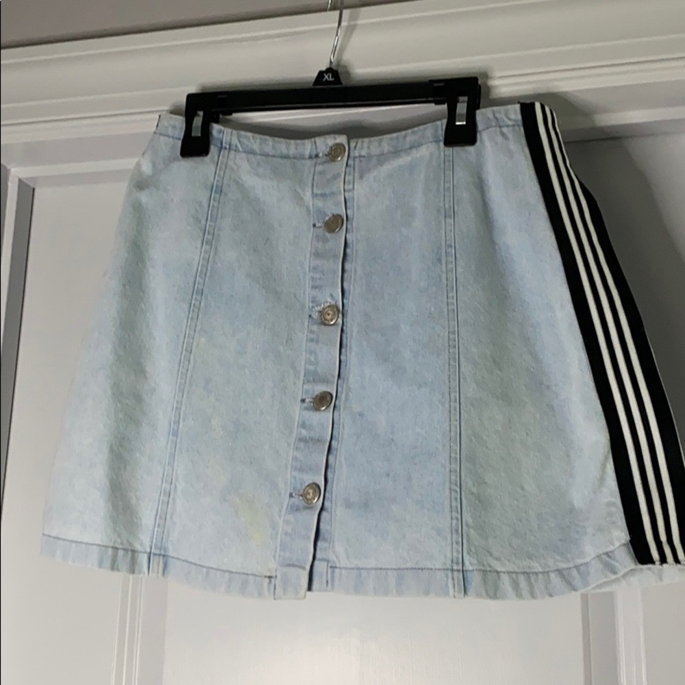thrifted denim skirt